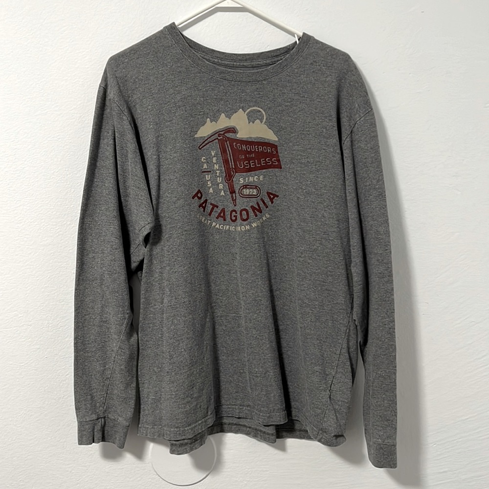 Gray Patagonia long sleeve shirt, size L